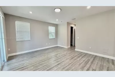 210 SW 9th St #210, Fort Lauderdale, FL 33315 - Photo 14