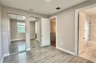 210 SW 9th St, Fort Lauderdale, FL 33315 - Photo 10