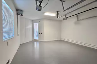 210 SW 9th St, Fort Lauderdale, FL 33315 - Photo 20