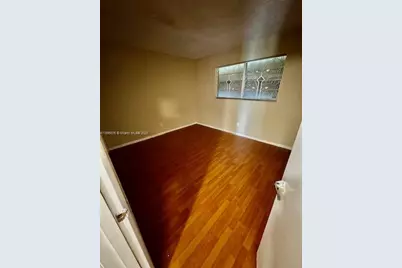 1450 NE 191st St #401, Miami, FL 33179 - Photo 4