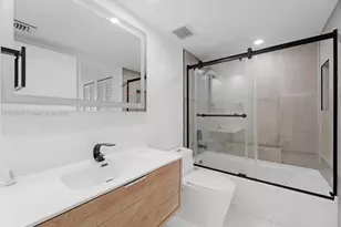 7601 E Treasure Dr, North Bay Village, FL 33141 - Photo 22
