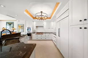 6000 Island Blvd, Aventura, FL 33160 - Photo 10