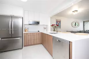 10875 SW 112th Ave, Miami, FL 33176 - Photo 2