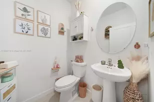 493 NW 204th St, Miami Gardens, FL 33169 - Photo 4
