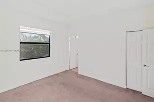 11091 W 32nd Ln, Hialeah, FL 33018 - Photo 14
