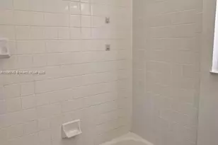 3204 Glenmoor Dr, West Palm Beach, FL 33409 - Photo 14