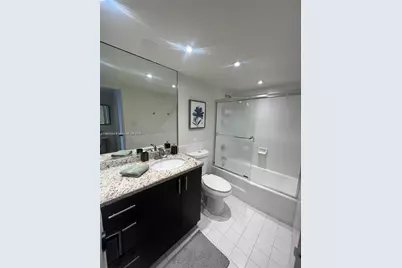 5161 Collins Ave #1211, Miami Beach, FL 33140 - Photo 18