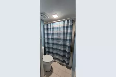 1850 W 56 #2410, Hialeah, FL 33012 - Photo 8