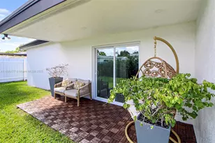 18361 NE 20th Pl, North Miami Beach, FL 33179 - Photo 36