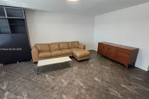 4065 N Lyndhurst N, Deerfield Beach, FL 33442 - Photo 6