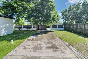 8000 SW 36th St, Miami, FL 33155 - Photo 26