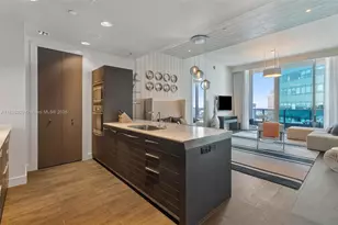 200 Biscayne Blvd Way, Miami, FL 33131 - Photo 1