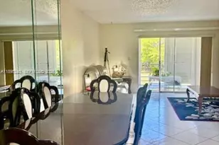 8105 NW 61st St, Tamarac, FL 33321 - Photo 6