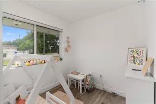 6791 SW 10th Ct, Pembroke Pines, FL 33023 - Photo 20