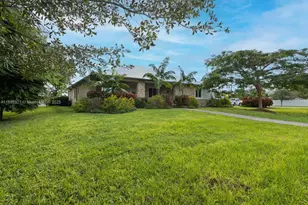 24301 SW 212th Ave, Homestead, FL 33031 - Photo 4