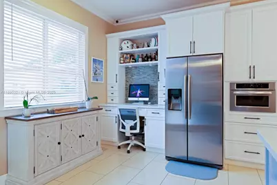 24301 SW 212th Ave, Homestead, FL 33031 - Photo 16