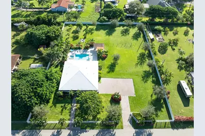 24301 SW 212th Ave, Homestead, FL 33031 - Photo 1