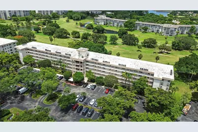 3850 Oaks Clubhouse Dr #307, Pompano Beach, FL 33069 - Photo 40