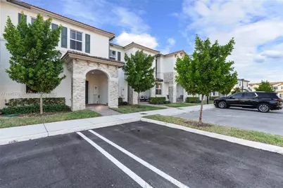 12428 NW 23rd Ct, Miami, FL 33167 - Photo 2