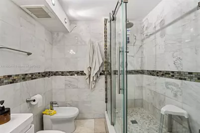 4011 N Meridian Ave #21, Miami Beach, FL 33140 - Photo 18