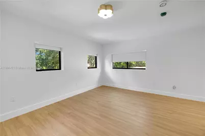 1132 NE 101st St, Miami Shores, FL 33138 - Photo 12