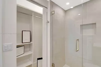 3370 Hidden Bay Dr #812, Aventura, FL 33180 - Photo 20