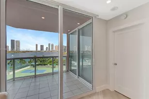 3370 Hidden Bay Dr, Aventura, FL 33180 - Photo 34