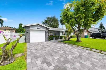 11741 NW 43rd Pl, Sunrise, FL 33323 - Photo 6