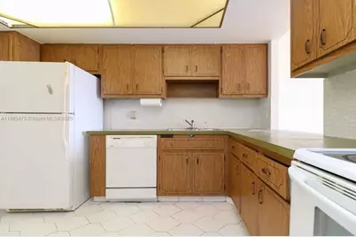 1351 NE Miami Gardens Dr #1001E, Miami, FL 33179 - Photo 4