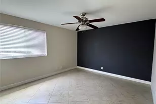 2926 S University Dr, Davie, FL 33328 - Photo 10