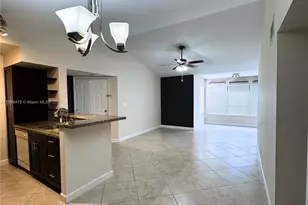 2926 S University Dr, Davie, FL 33328 - Photo 4