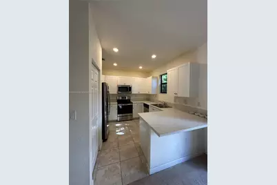 3354 SE 2nd Ct, Homestead, FL 33033 - Photo 10