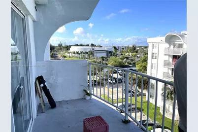 494 NW 165th St Rd #C-601, Miami, FL 33169 - Photo 8