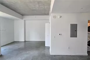 151 SE 1st St, Miami, FL 33131 - Photo 4