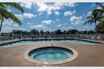 2321 NW 33rd St #203, Oakland Park, FL 33309 - Photo 8