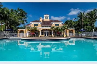 2321 NW 33rd St #203, Oakland Park, FL 33309 - Photo 6