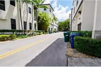 8375 NW 51st Ter #1, Doral, FL 33166 - Photo 48
