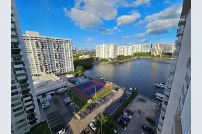 18061 Biscayne Blvd #1602, Aventura, FL 33160 - Photo 18