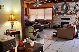 11000 SW 43rd Ln, Miami, FL 33165 - Photo 4