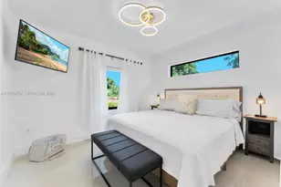 231 NE 45th St, Miami, FL 33137 - Photo 8