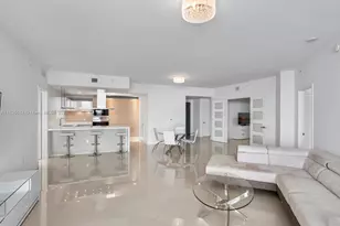 17301 Biscayne Blvd, North Miami Beach, FL 33160 - Photo 8