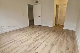 2524 NW 104th Ave, Sunrise, FL 33322 - Photo 10