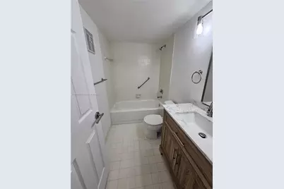 2524 NW 104th Ave #103, Sunrise, FL 33322 - Photo 18