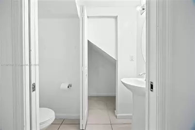 21416 NW 13th Pl, Miami Gardens, FL 33169 - Photo 16