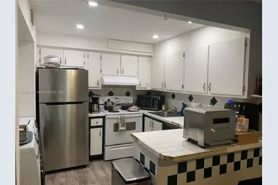 3754 SW 59th Ter #56, Davie, FL 33314 - Photo 12