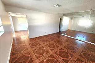 321 SW 1st Ct, Pompano Beach, FL 33060 - Photo 6