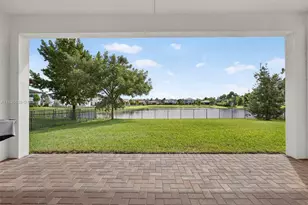 1310 Whitcombe Dr, Royal Palm Beach, FL 33411 - Photo 54