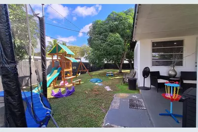 10305 SW 149th Ter, Miami, FL 33176 - Photo 40