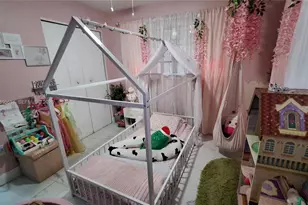 10305 SW 149th Terrace, Miami, FL 33176 - Photo 10