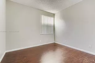 10397 SW 16th St, Pembroke Pines, FL 33025 - Photo 20